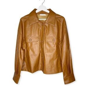 AVEC LES FILLES Faux Leather Crop Jacket in Cognac